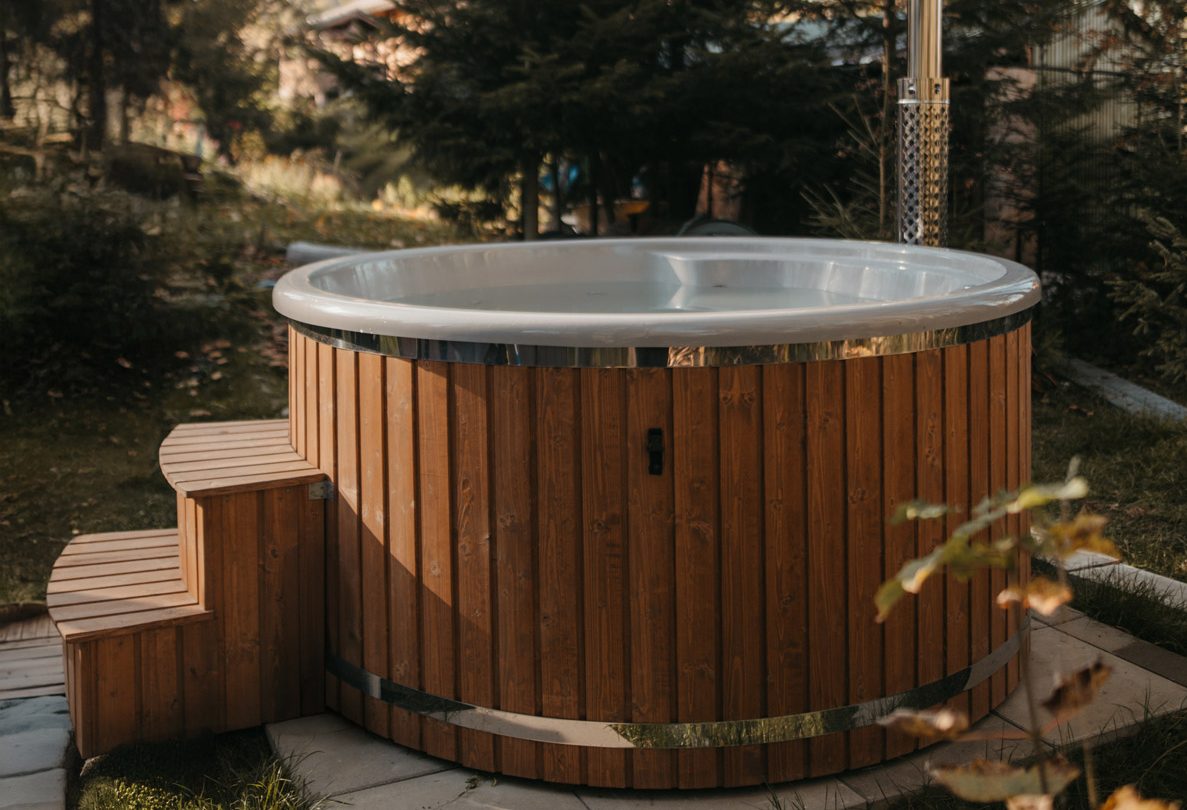 integriertes-feature Hot Tub mit integriertem Ofen – Bild 1
