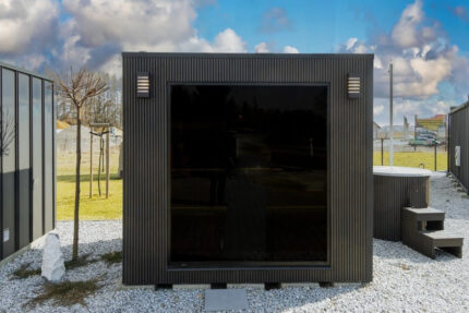 sauna premium 220 od gardwells pohľad zpredu na vstup