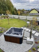 Hot tub - externem Ofen (mit Liegefläche) – Bild 5