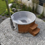 Hot Tub mit integriertem Ofen